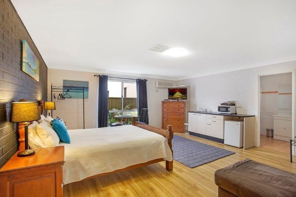 Salamander Beach Accommodation - Adults Only Salamander Bay Bagian luar foto