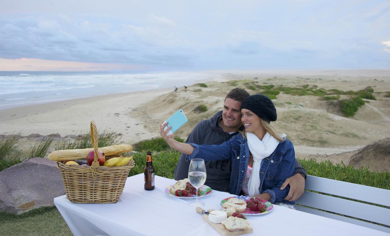 Salamander Beach Accommodation - Adults Only Salamander Bay Bagian luar foto
