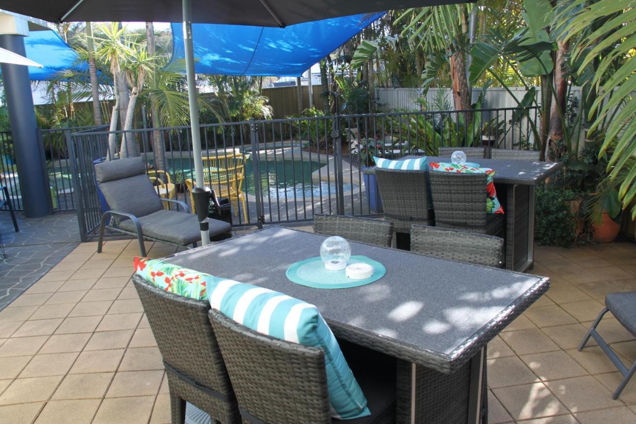 Salamander Beach Accommodation - Adults Only Salamander Bay Bagian luar foto